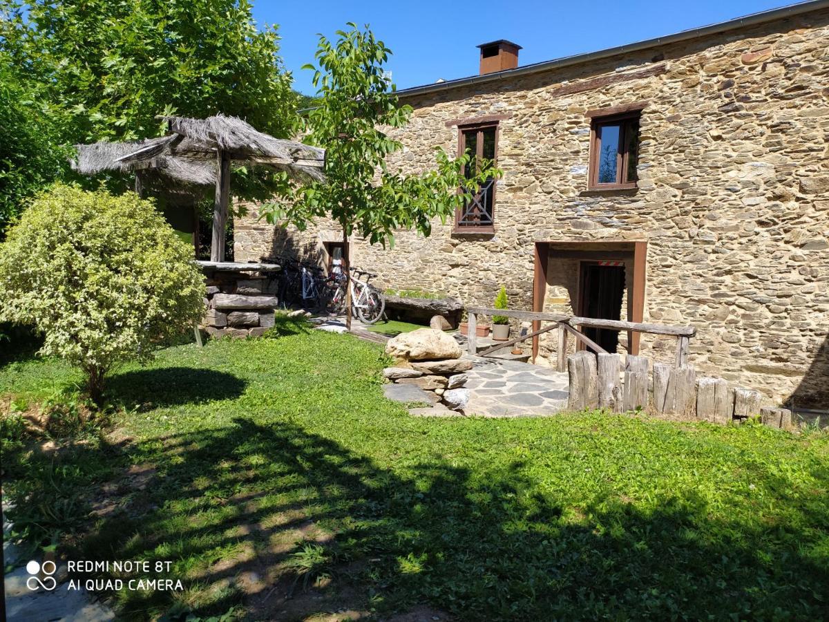 Albergue Atrio Triacastela Exterior photo